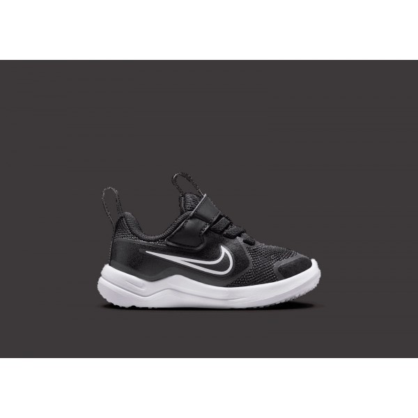 NIke vaikiški kedai juodi